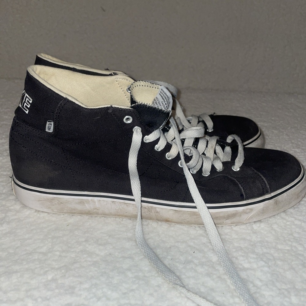 2009 Nike Blazer SB Premium SE HUF Size 11.5 Model 384387-001 Black And White